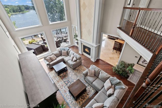 5619 Lakeview Boulevard, Hadley Township, MI 48438