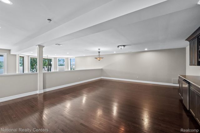 5619 Lakeview Boulevard, Hadley Township, MI 48438