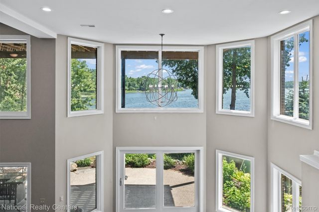 5619 Lakeview Boulevard, Hadley Township, MI 48438