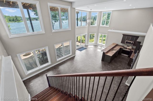 5619 Lakeview Boulevard, Hadley Township, MI 48438