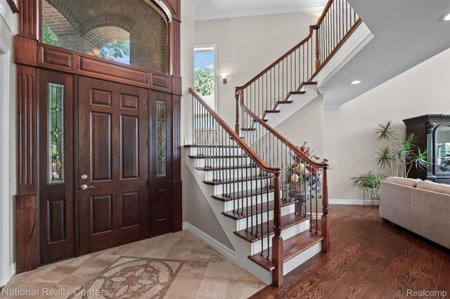 5619 Lakeview Boulevard, Hadley Township, MI 48438