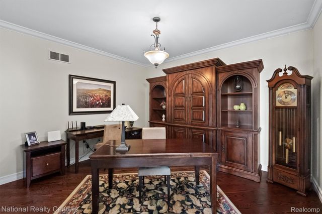 5619 Lakeview Boulevard, Hadley Township, MI 48438