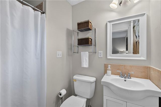4115 S Cottage Avenue, Independence, MO 64055