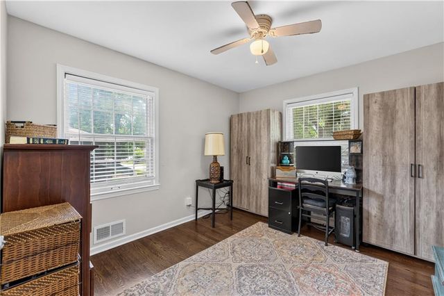 4115 S Cottage Avenue, Independence, MO 64055