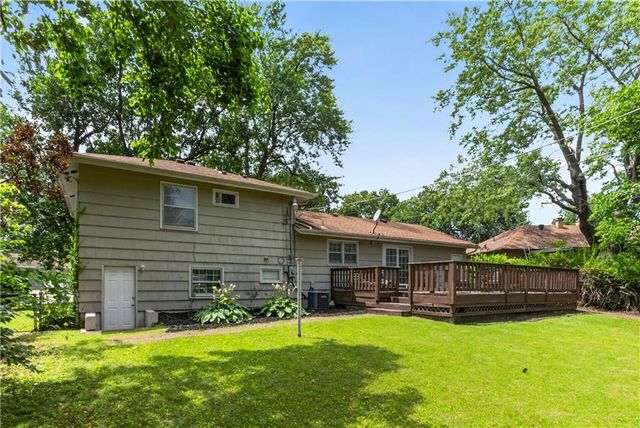 4115 S Cottage Avenue, Independence, MO 64055