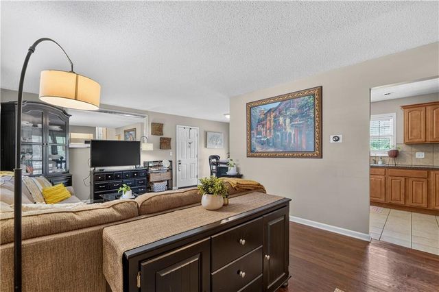 4115 S Cottage Avenue, Independence, MO 64055