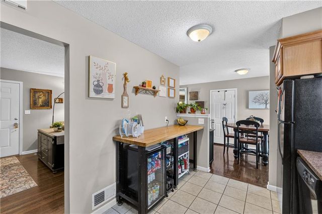 4115 S Cottage Avenue, Independence, MO 64055