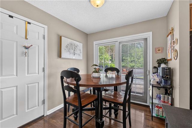 4115 S Cottage Avenue, Independence, MO 64055
