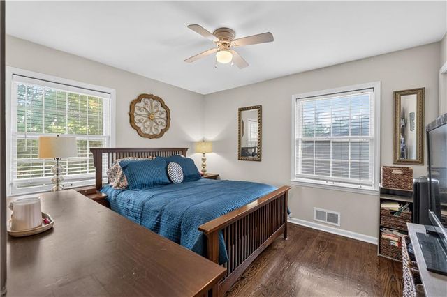 4115 S Cottage Avenue, Independence, MO 64055
