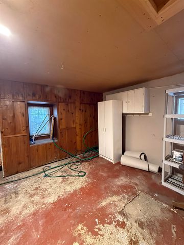 221 N Antler Street, Gladwin, MI 48624