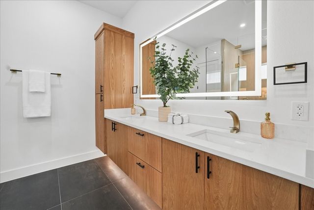 1827 Pollard Street, Dallas, TX 75208