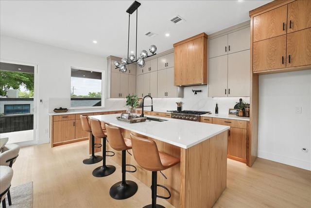 1827 Pollard Street, Dallas, TX 75208