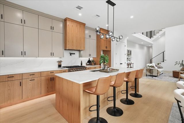 1827 Pollard Street, Dallas, TX 75208