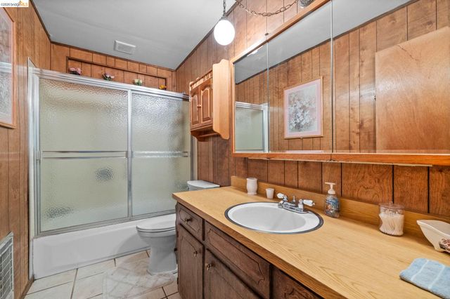 20735 Lama Teumete Rd, Mi Wuk Village, CA 95346