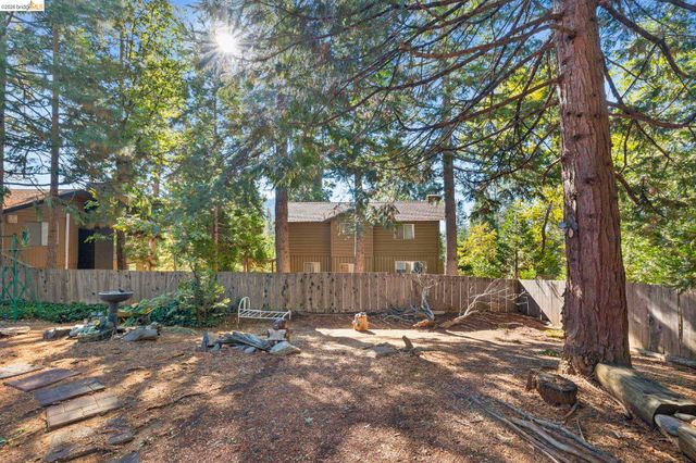 20735 Lama Teumete Rd, Mi Wuk Village, CA 95346