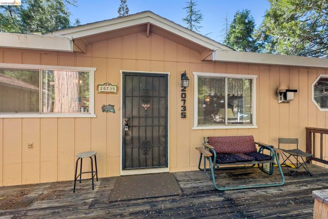 20735 Lama Teumete Rd, Mi Wuk Village, CA 95346