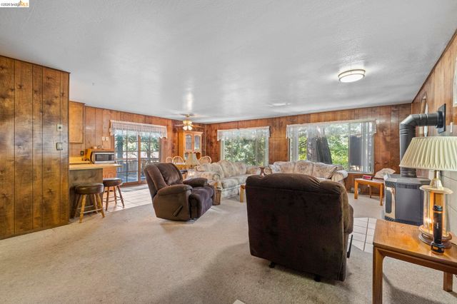 20735 Lama Teumete Rd, Mi Wuk Village, CA 95346