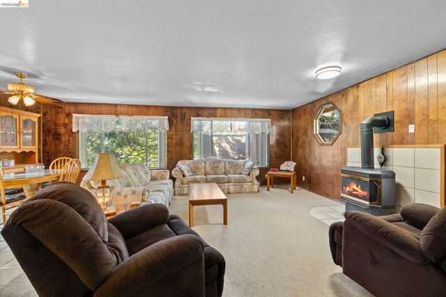 20735 Lama Teumete Rd, Mi Wuk Village, CA 95346