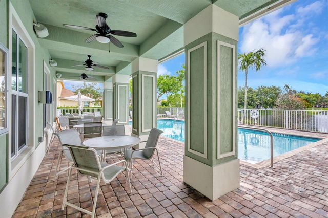 91 PALM Lane, Royal Palm Beach, FL 33411