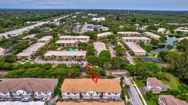 91 PALM Lane, Royal Palm Beach, FL 33411