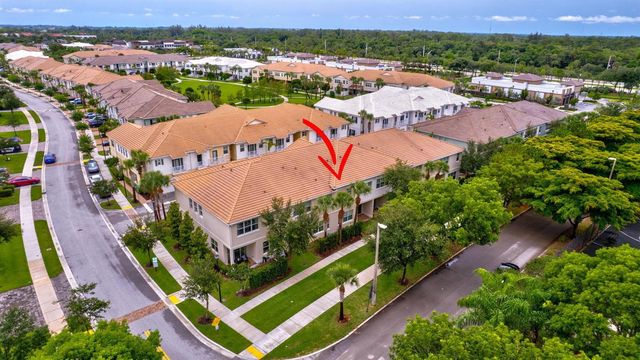 91 PALM Lane, Royal Palm Beach, FL 33411