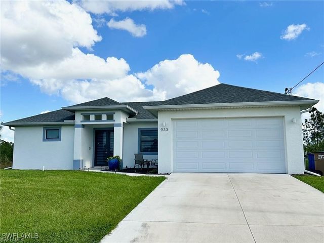 933 Oxford AVE S, Lehigh Acres, FL 33974