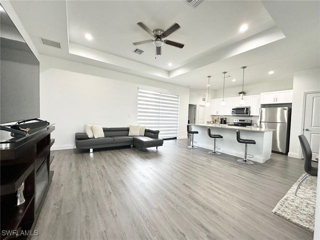 933 Oxford AVE S, Lehigh Acres, FL 33974