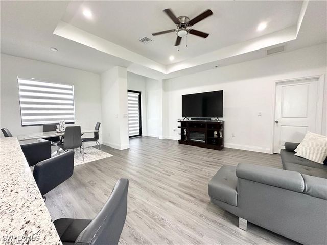 933 Oxford AVE S, Lehigh Acres, FL 33974