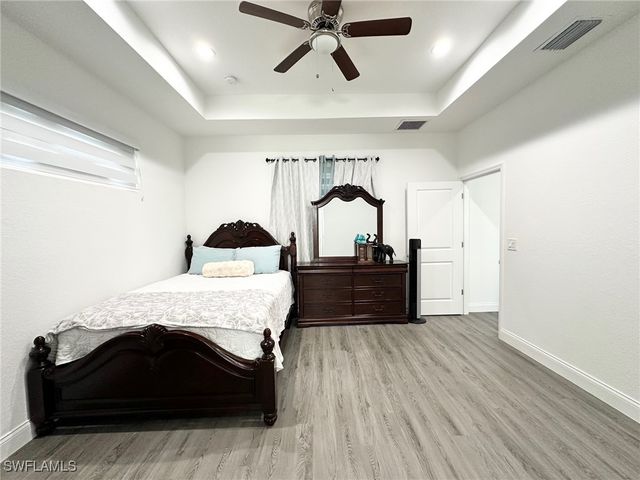 933 Oxford AVE S, Lehigh Acres, FL 33974