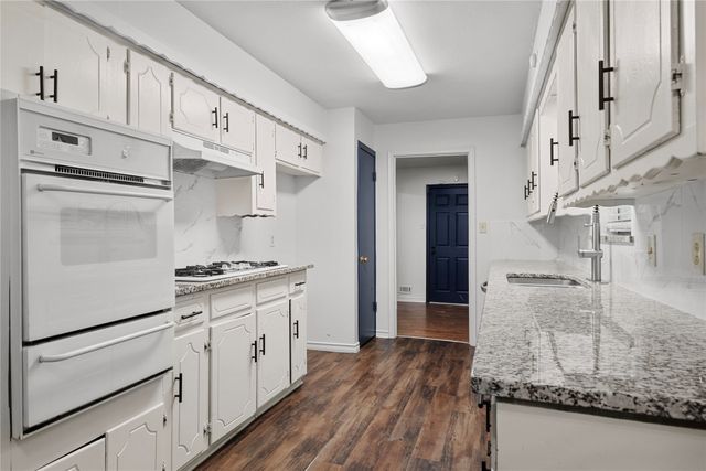 4210 Main Street, Rowlett, TX 75088