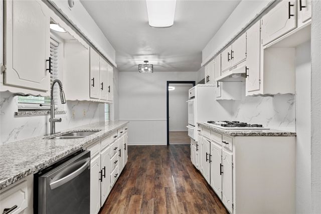 4210 Main Street, Rowlett, TX 75088