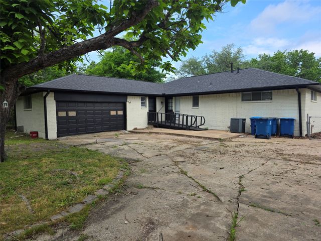 4210 Main Street, Rowlett, TX 75088