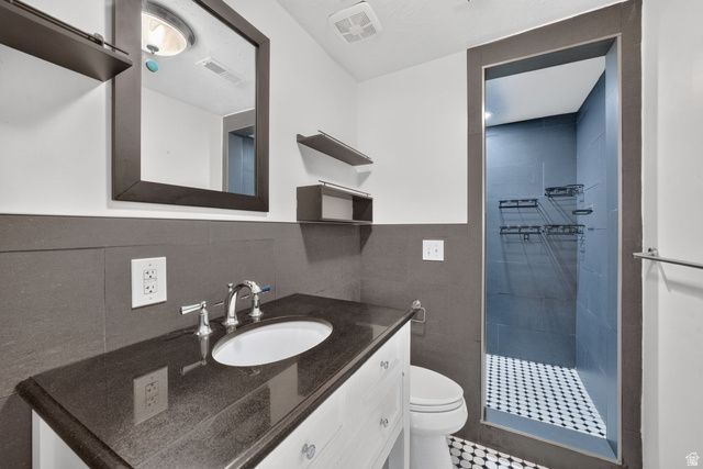 4992 S QUERCUS CV, Salt Lake City, UT 84123