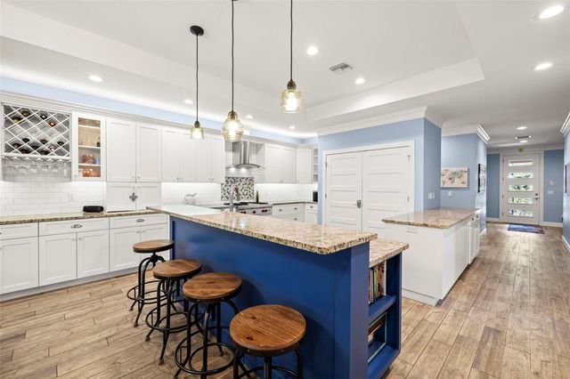 2623 57TH STREET S, Gulfport, FL 33707