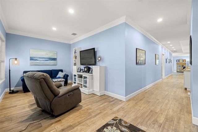 2623 57TH STREET S, Gulfport, FL 33707