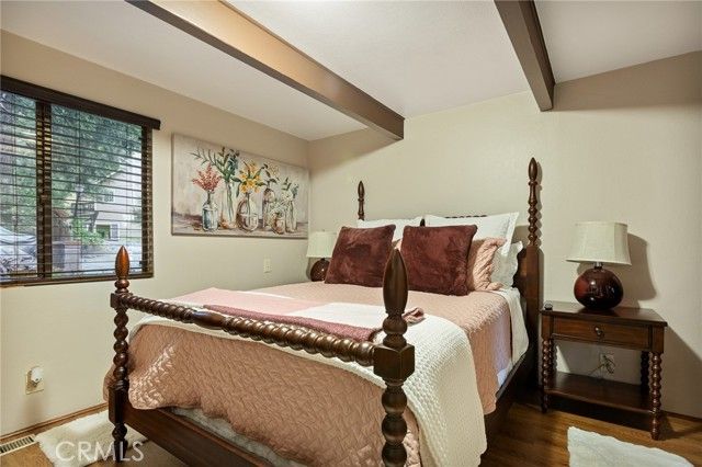 31353 Lightfoot Way, Running Springs, CA 92382