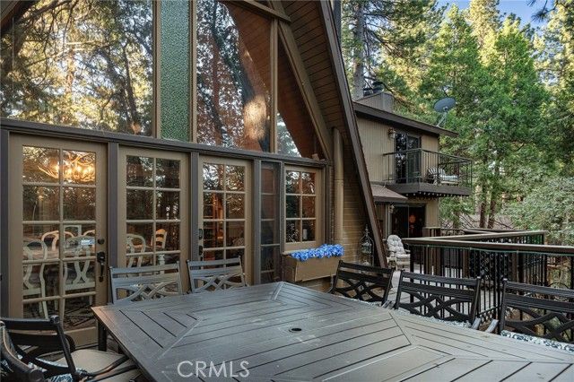 31353 Lightfoot Way, Running Springs, CA 92382