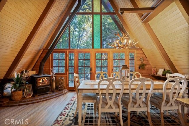 31353 Lightfoot Way, Running Springs, CA 92382