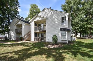 1709 Stoney Creek Arch Apt D, Chesapeake, VA 23320