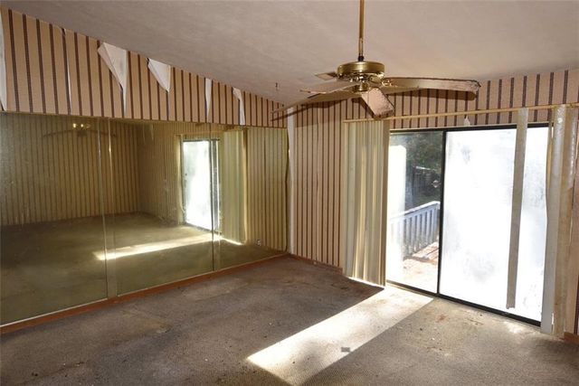 2238 Leslie Brook Drive, Decatur, GA 30035