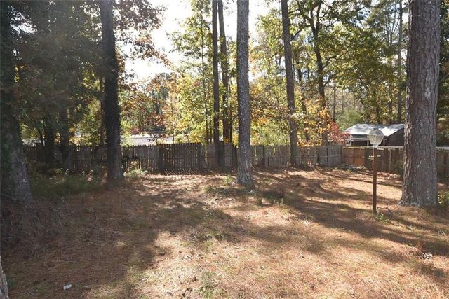 2238 Leslie Brook Drive, Decatur, GA 30035