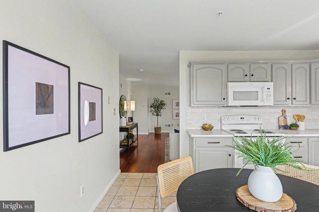 1443 WANDA DR, Hanover, PA 17331