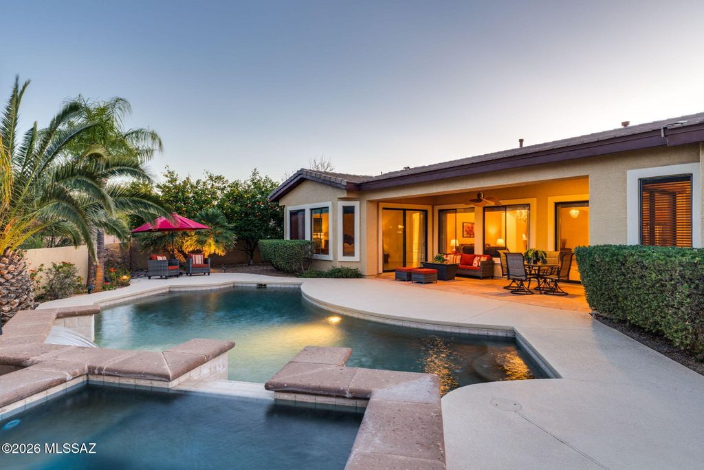 1590 W Copper Sky Drive, Oro Valley, AZ 85737