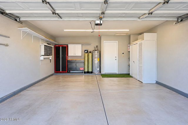 249 E VAUGHN Avenue, Gilbert, AZ 85234