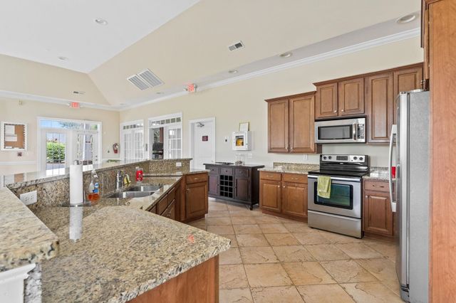 1296 Marsilio Ln SW, Ocean Isle Beach, NC 28469