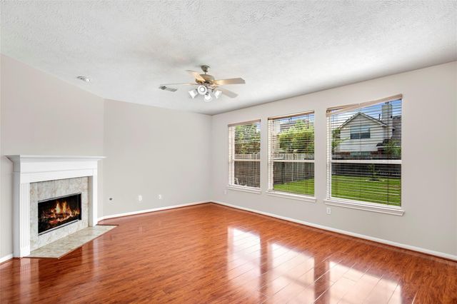 7031 Ballinger Ridge Lane, Richmond, TX 77407