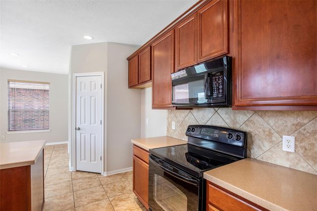 7031 Ballinger Ridge Lane, Richmond, TX 77407