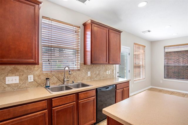 7031 Ballinger Ridge Lane, Richmond, TX 77407