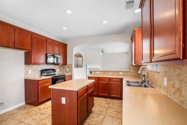 7031 Ballinger Ridge Lane, Richmond, TX 77407