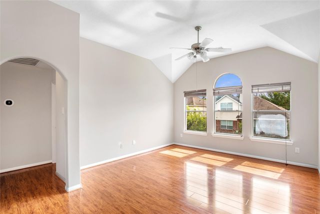 7031 Ballinger Ridge Lane, Richmond, TX 77407